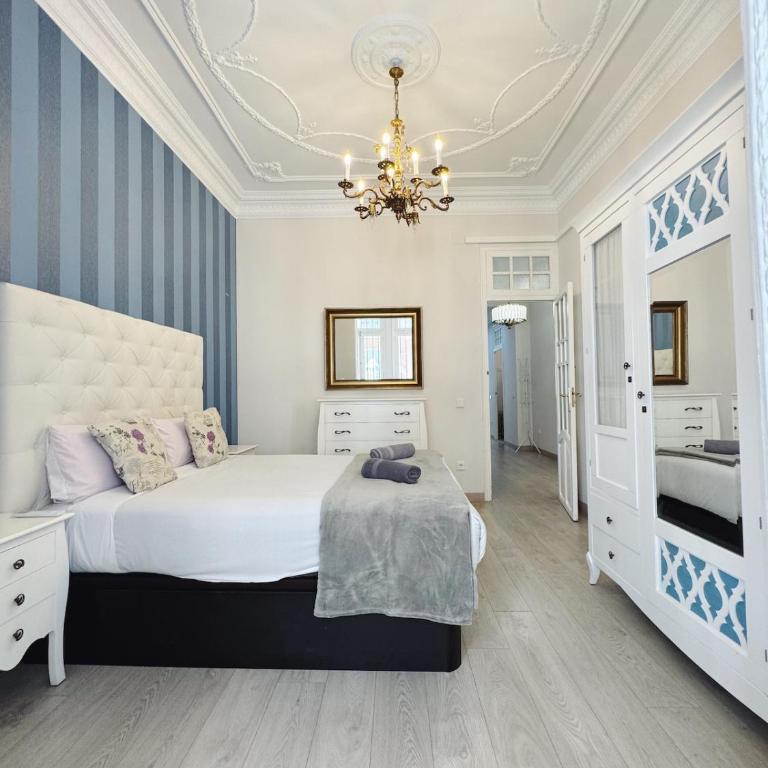 Kingdom of Valencia Apartment - Apartment - 22