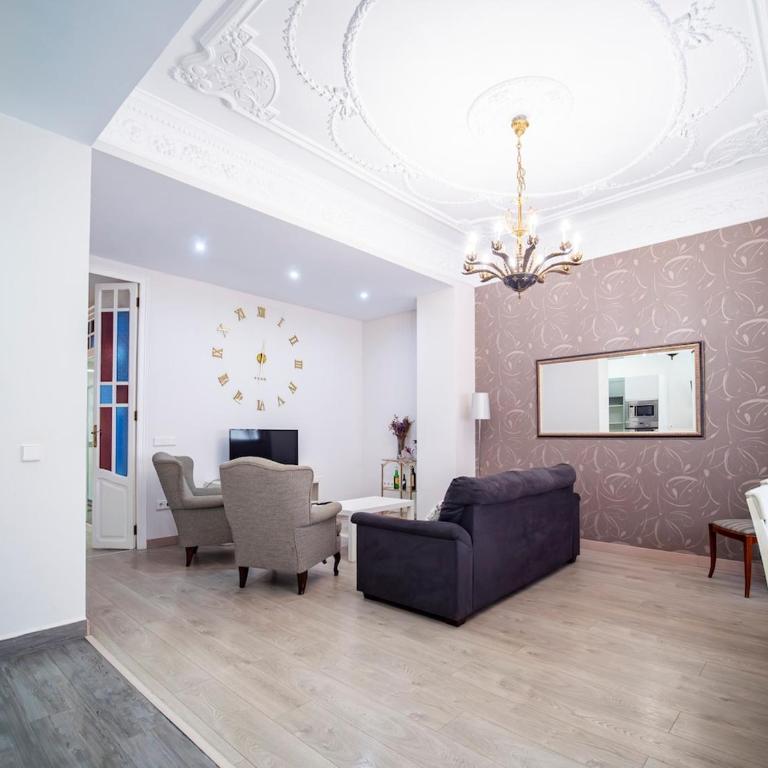 Kingdom of Valencia Apartment - Apartment - 25