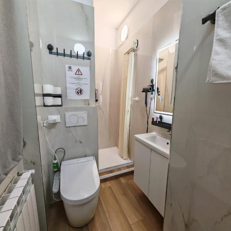 Orienty Home Pentacoro - Double Room with Private Bathroom - 8