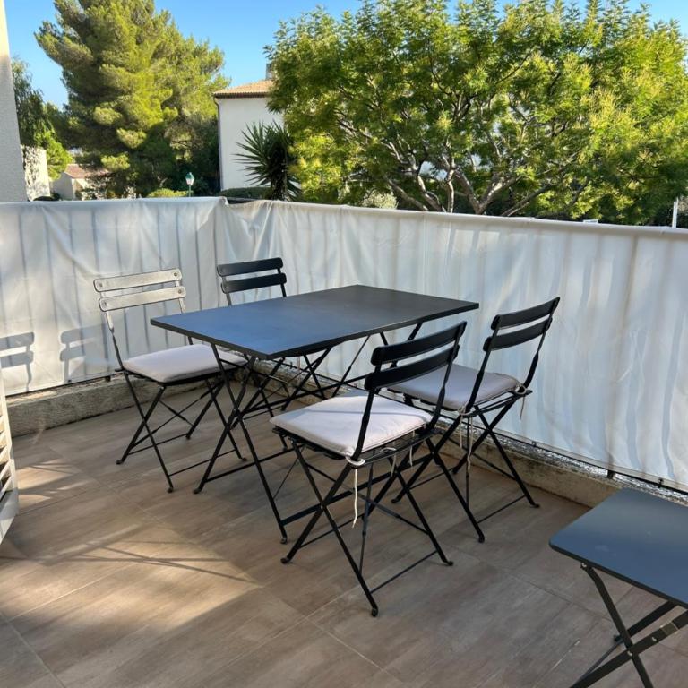 2 pièces, moderne et lumineux avec piscine en résidence privée - Appartement 1 Chambre - Vue sur Jardin - 3