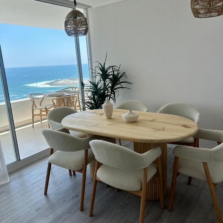 Moderno depa con vista al mar Playa El Laucho - Three-Bedroom Apartment with Sea View - 10