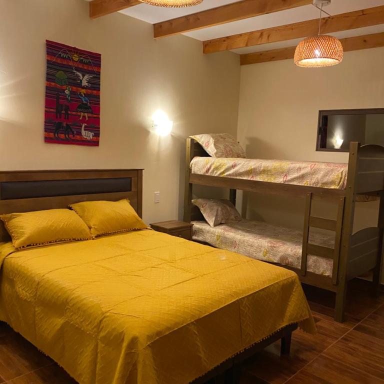 Hostal Inti Wasi - Family Room - 1