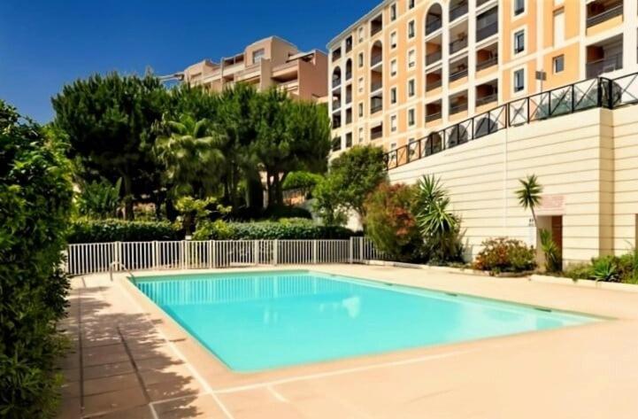 Le petit Medicis - One-Bedroom Apartment - 18