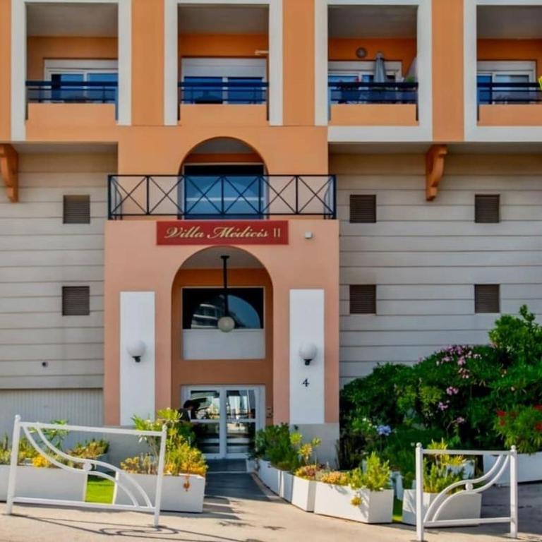 Le petit Medicis - One-Bedroom Apartment - 44