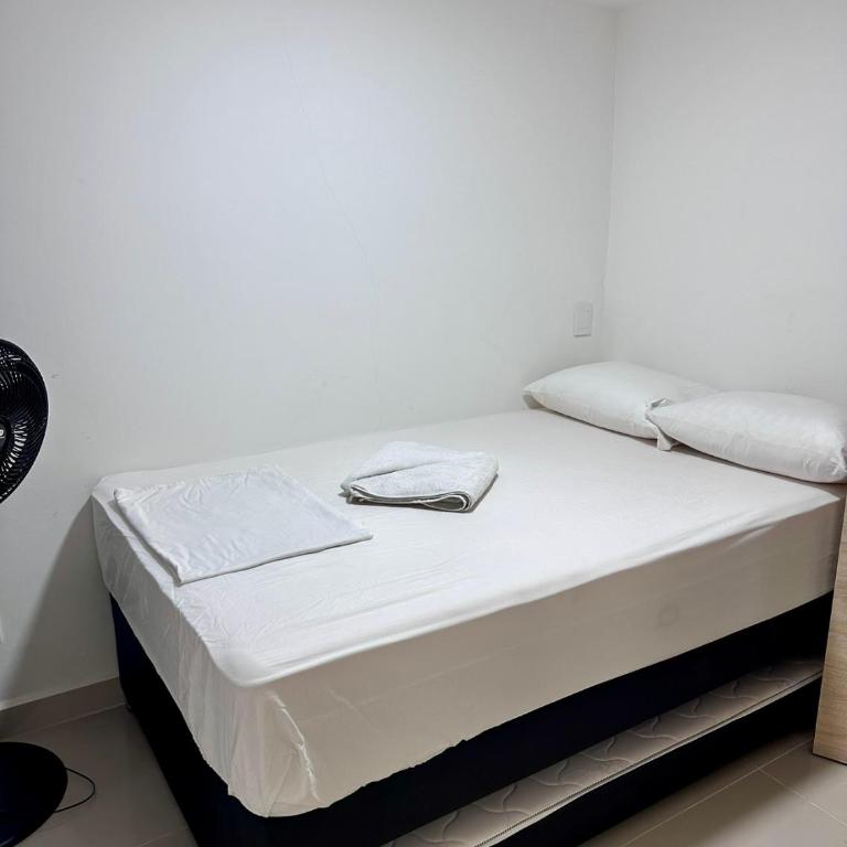 Apartamento laureles estadio 201 ED MILA - Two-Bedroom Apartment - 13