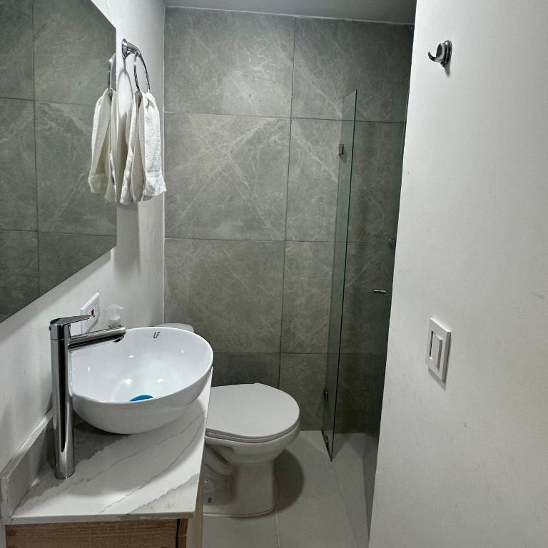 Apartamento laureles estadio 201 ED MILA - Two-Bedroom Apartment - 14