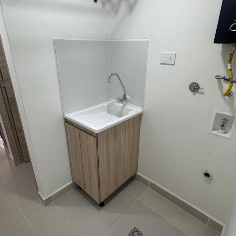 Apartamento laureles estadio 201 ED MILA - Two-Bedroom Apartment - 19