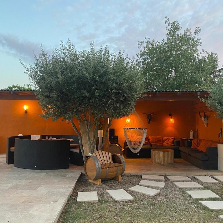 Villa Soleil Piscine Jacuzzi Pétanque Espace bbq billard et salons extérieurs - Villa avec Piscine Privée - 46