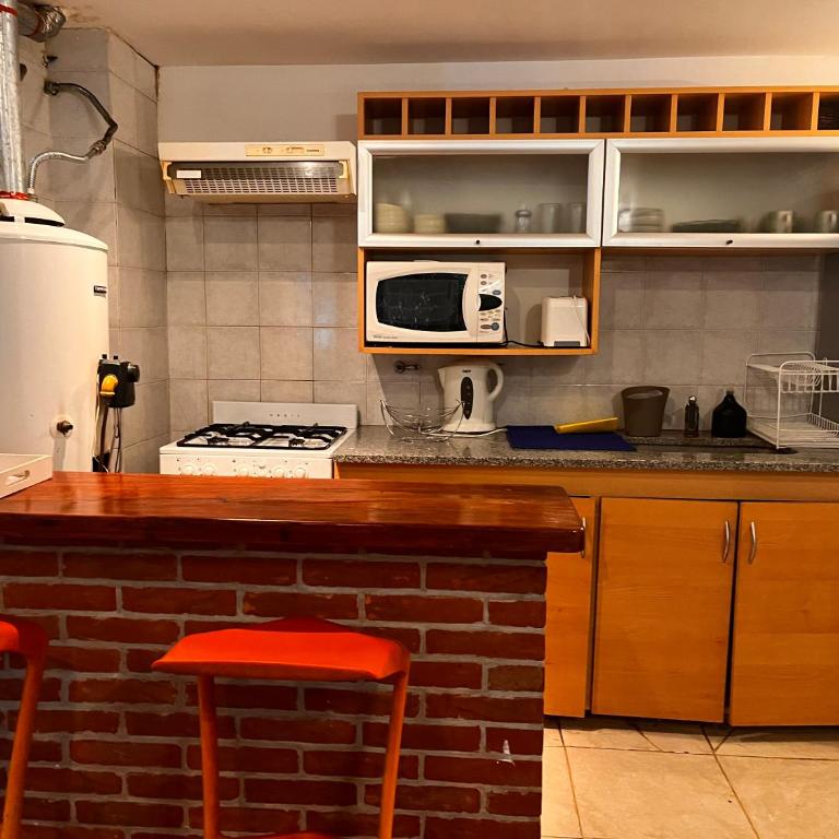 Departamento tres ambientes Pinamar Centro - Apartamento de 2 dormitorios - 4