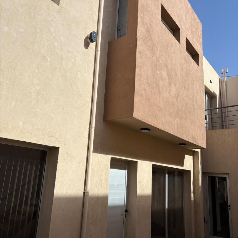 Duplex confortable en Caleta Olivia - Two-Bedroom Apartment with Balcony - 1