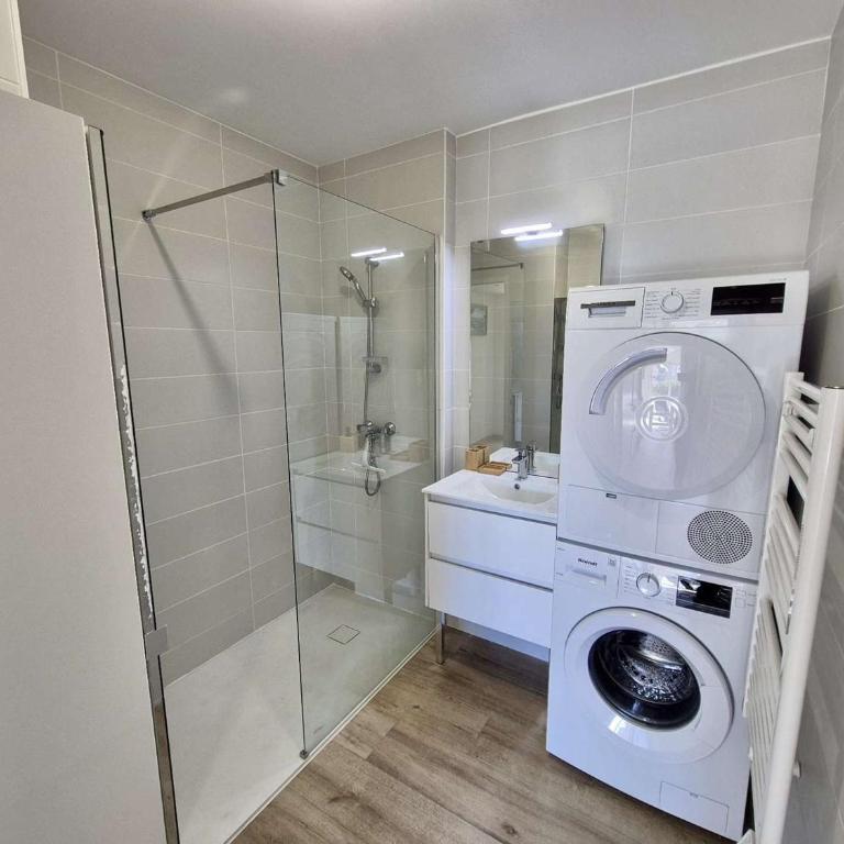 Appartement moderne 4 pièces, climatisé, parking, Cavalaire-sur-Mer - FR-1-226B-248 - Appartement - 17
