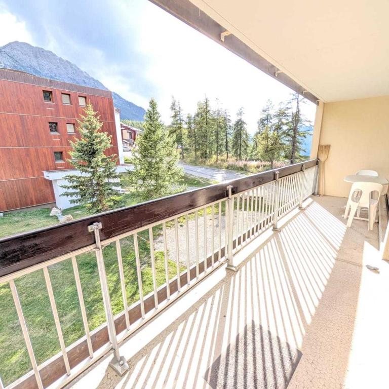 Grand appartement 6 pers, sud, balcon, accès direct aux pistes - FR-1-445-229 - Apartment - 12