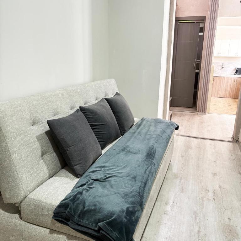 INTI Entire apartment and private terrace - One-Bedroom Apartment - 12