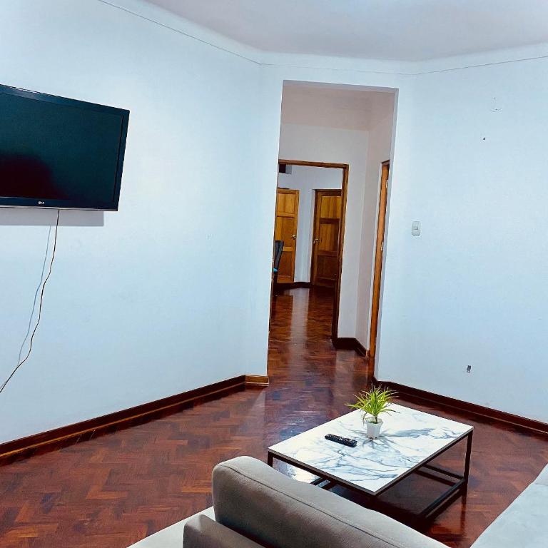 Departamento completo PR2 - Apartamento de 3 dormitorios - 64