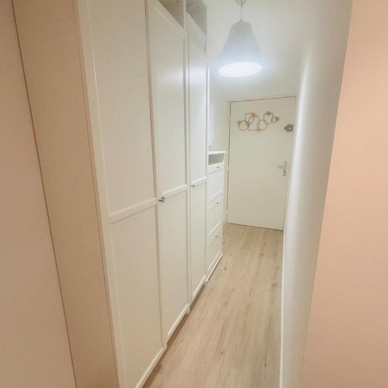 Charmant Studio Clévacances 2 étoiles - pour 2 personnes - VUE PLAGE, MER et CLIM - One-Bedroom Apartment - 3