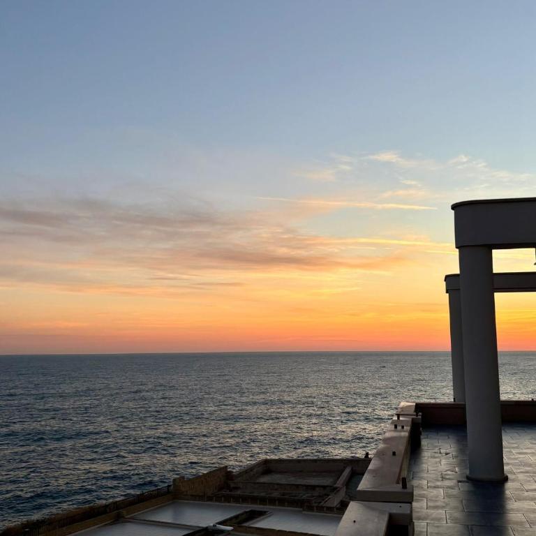 Vista Blu - Camera Deluxe Matrimoniale/Doppia con Letti Singoli con Vista Mare - 4