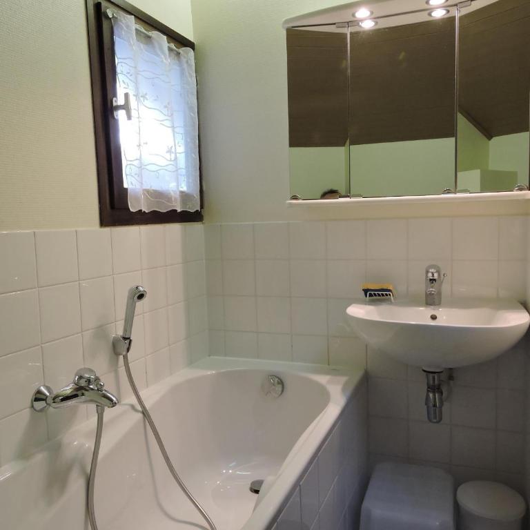 Riante Colline 7 - Comfort Apartment - 10