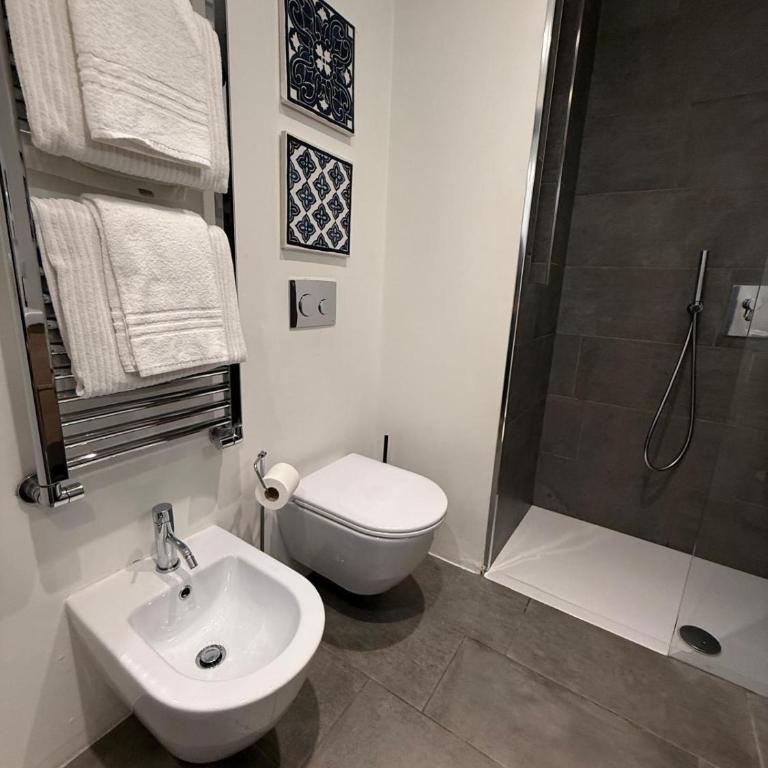 Tirano stazioni flow rooms - Chambre Double ou Lits Jumeaux Économique - 23