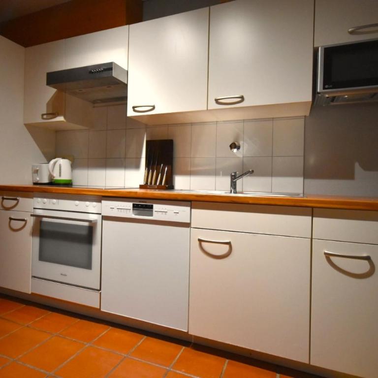 Brunnenhof Apartments - Classic Apartment mit 2 Schlafzimmern - 16