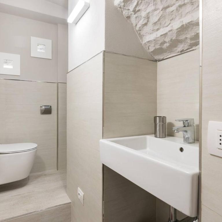 Solo nel Cuore di Firenze - Appartamento con 1 Camera da Letto - 4