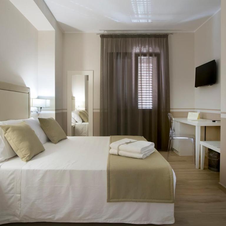 Eunice Bed and Breakfast - Camera Matrimoniale con Bagno Privato - 1