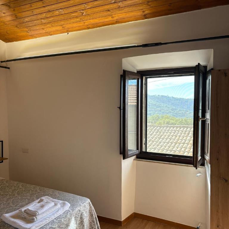 Le coste sul lago - Two-Bedroom House - 2