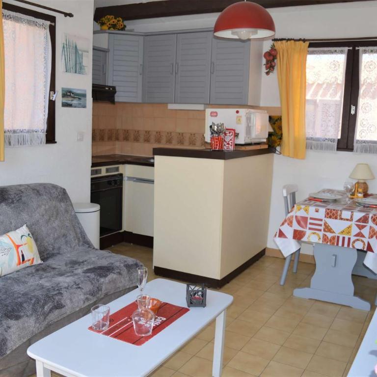 Appart 2 pièces 4 couchages PORT LEUCATE NATURISME PL010-1004 - Appartement 1 Chambre - 2