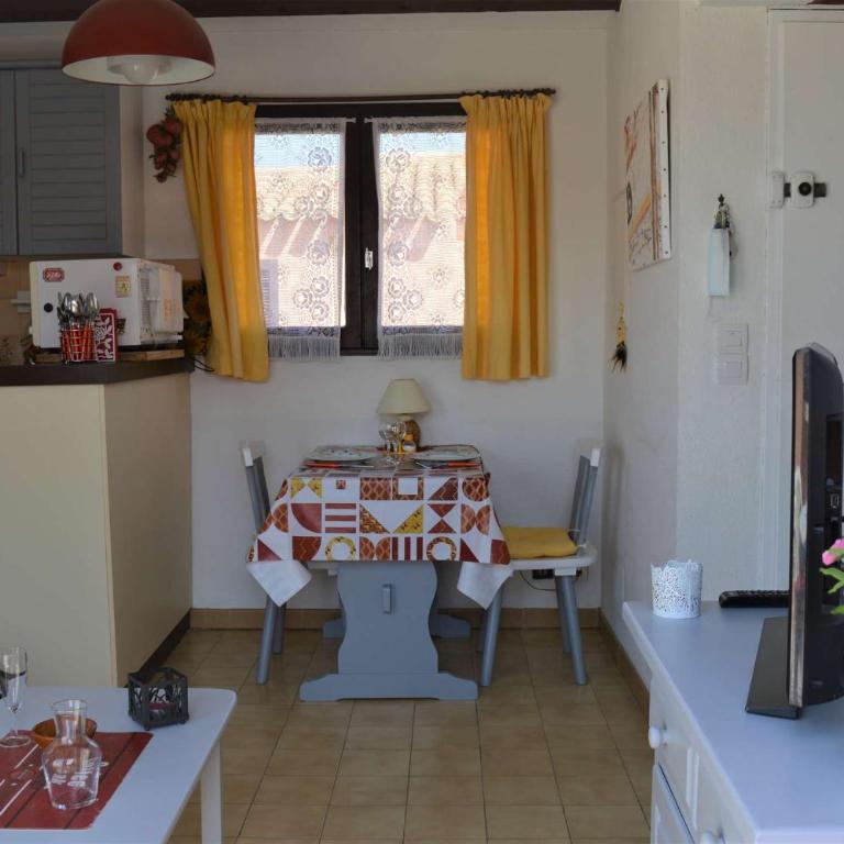 Appart 2 pièces 4 couchages PORT LEUCATE NATURISME PL010-1004 - Appartement 1 Chambre - 3