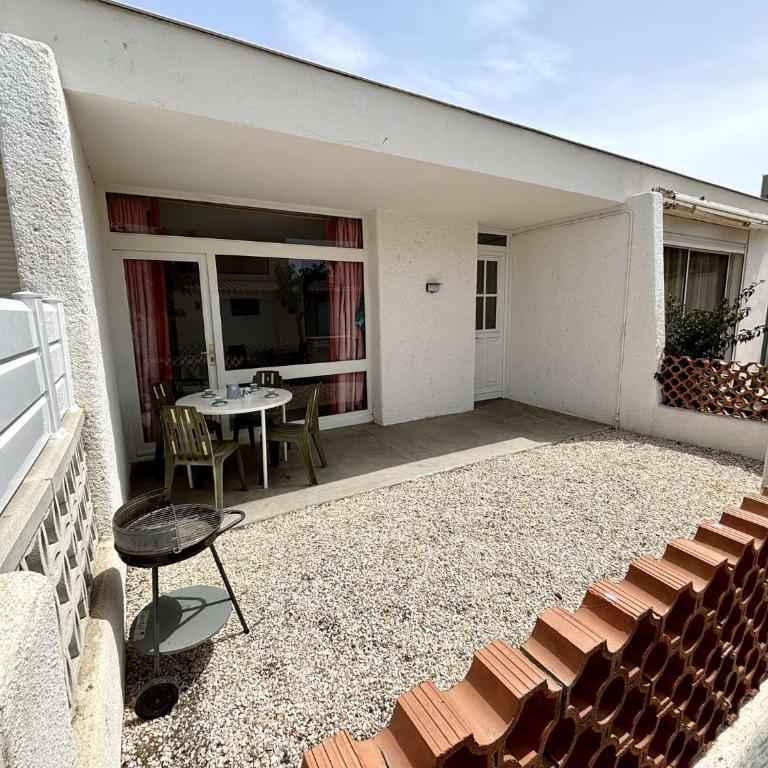 Maison 3 pièces PORT LA NOUVELLE PN080-006 - Maison 2 Chambres - 2