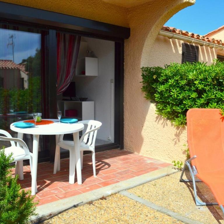 Appart Studio 2 couchages PORT LEUCATE NATURISME PL010-325 - Appartement - 1