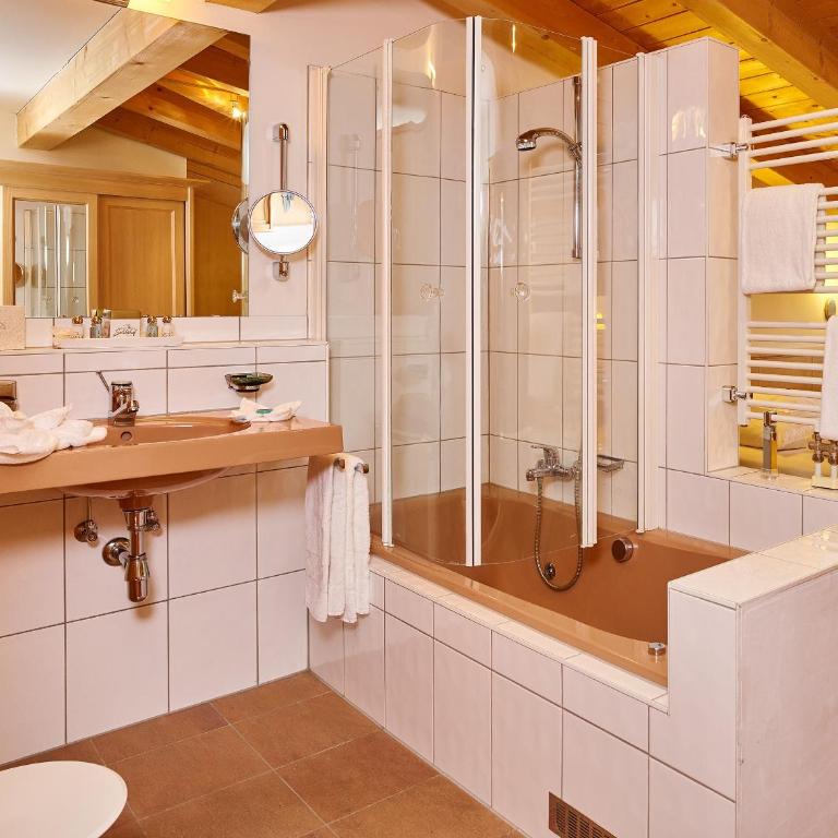 Seiblishof Superior Hotel Ischgl - Doppelzimmer mit Balkon - 2