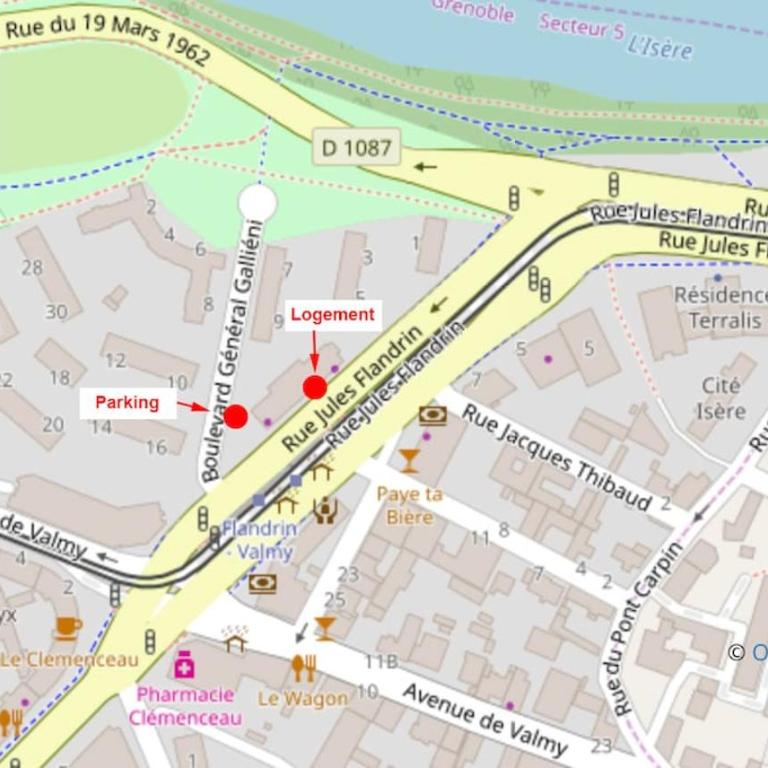 Bel appartement proche de toutes commodités - Apartamento de 2 dormitorios - 12