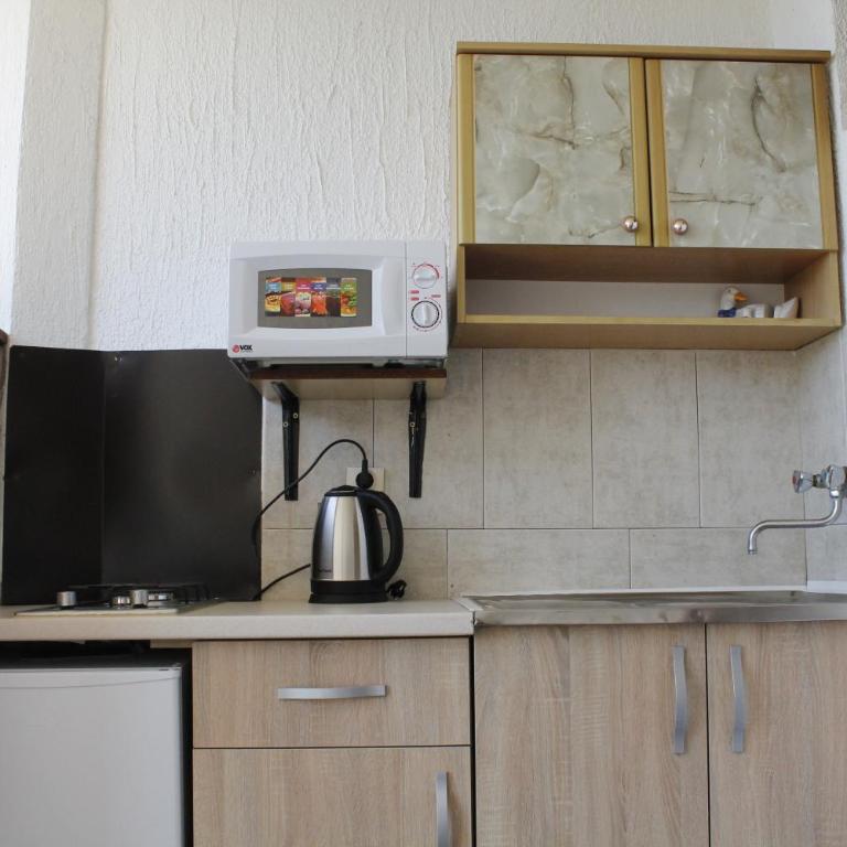 Pataki Guesthouse - Standardni Studio - 3
