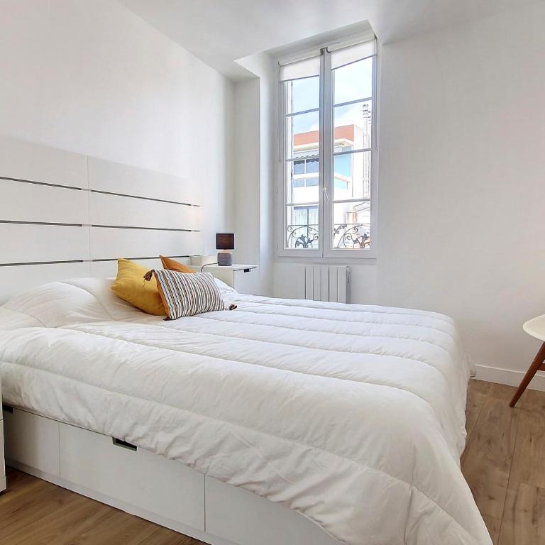 HENRI CAMILLE REAL ESTATE - Bambou- One bedroom apt downtown - Apartamento - 5