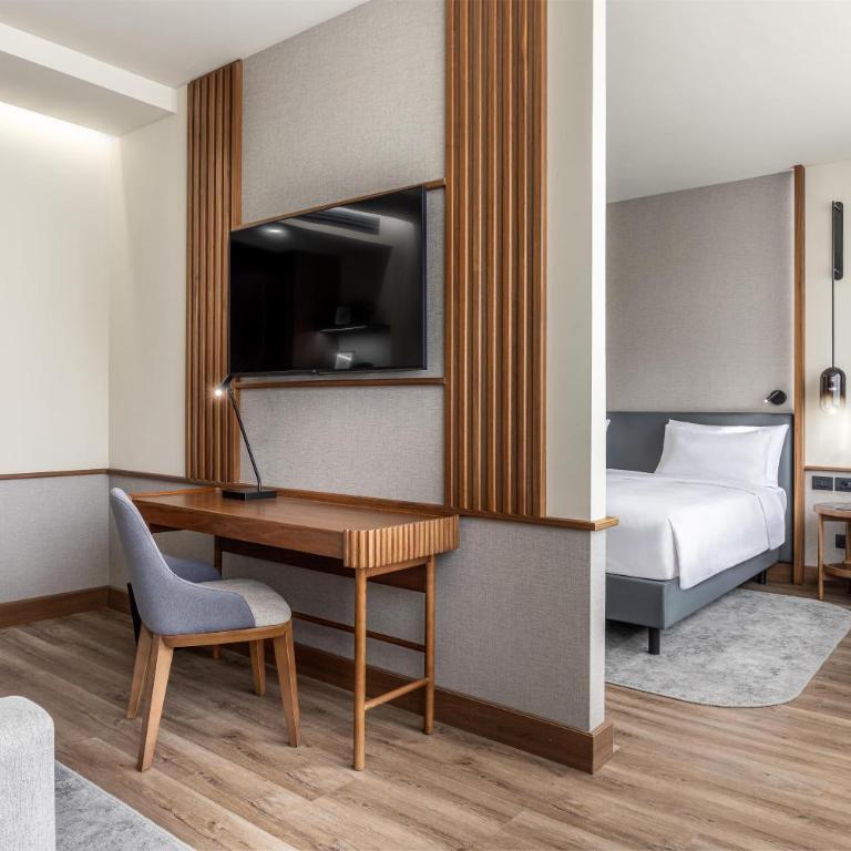 Radisson Blu Hotel, Florence - Junior Suite - 3