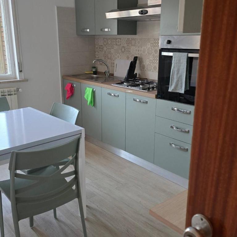 Lakeview Balcony Apartment in Bolsena - Apartment - 5