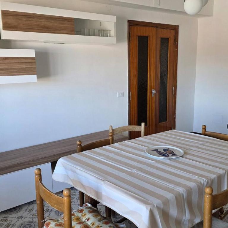 Lakeview Balcony Apartment in Bolsena - Apartment - 10