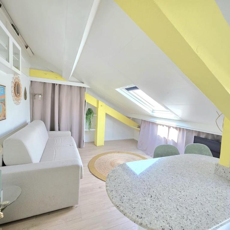 Cosy sous les toits - Nice Gare - 2 pers - Appartement 1 Chambre - 1