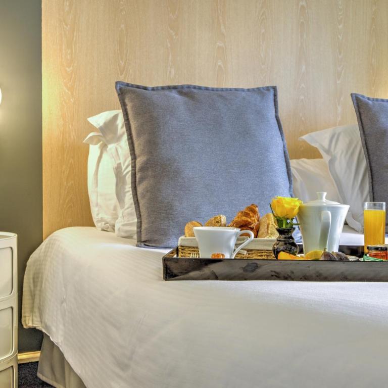 Hôtel Point France - Chambre Double avec Balcon - 4