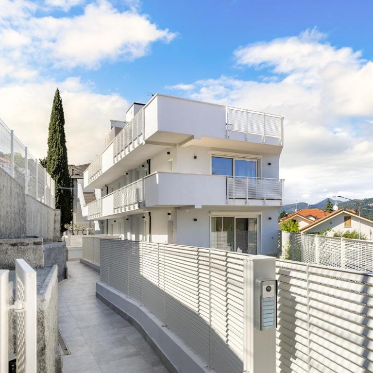 Hostdomus-La casa degli artisti-Michelangelo-Giotto-Raffaello - Appartamento con 2 Camere da Letto e Vista Giardino - 36