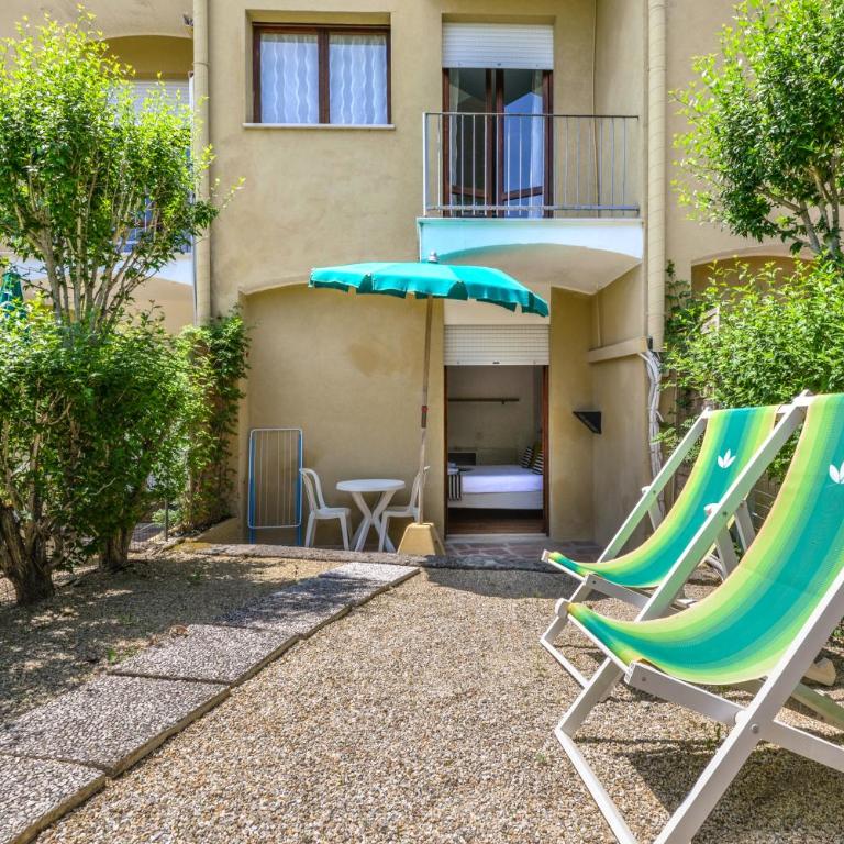 Hotel in Capoliveri with private beach - Camera Tripla Classic - 9