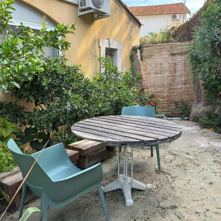 Maison cosy proche centre Arles - jusqu'à 8 personnes - Haus mit 1 Schlafzimmer - 17