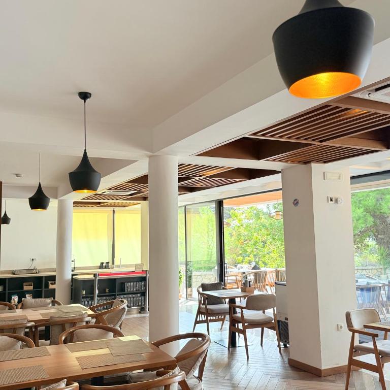 Pino Boutique Hotel - Deluks Soba sa Bračnim Krevetom (King-size) - 4