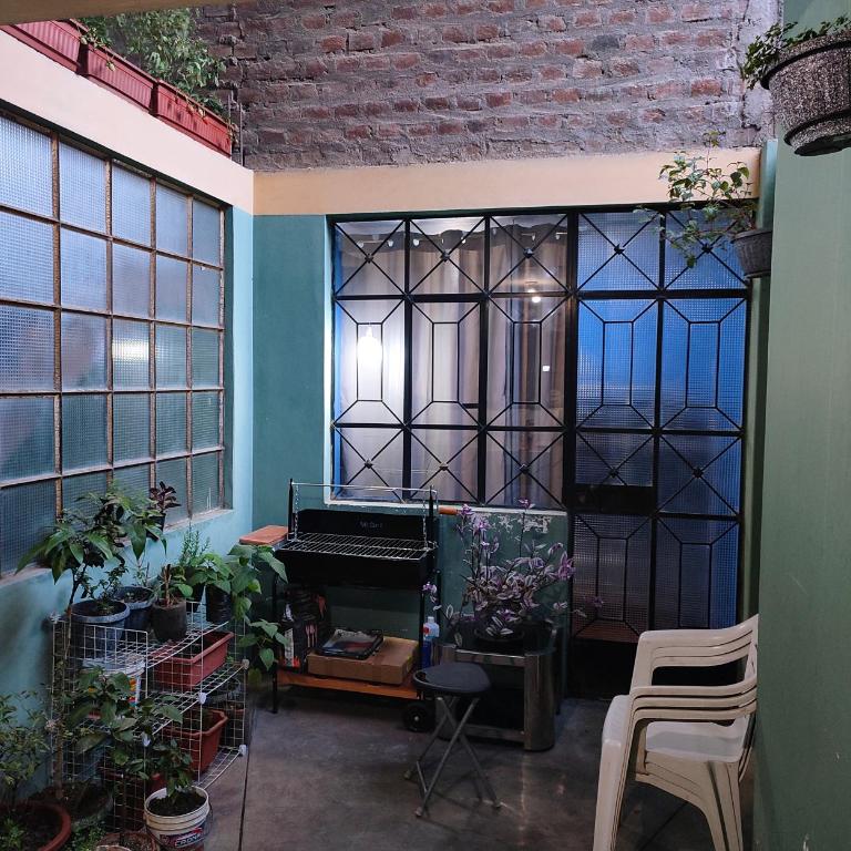 Dpto Amplio, TV75in, Cochera, Céntrico y BBQ - Apartamento de 2 dormitorios - 14