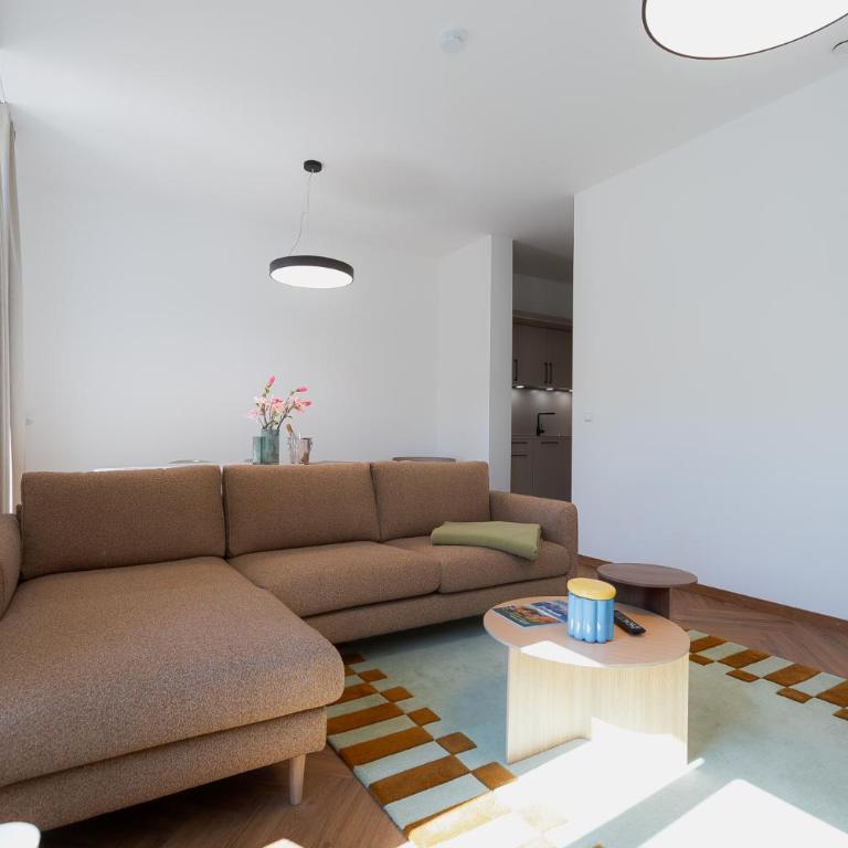 Alpine Apartements Maximilian Berchtesgaden - Apartment mit 2 Schlafzimmern und Aussicht - 4