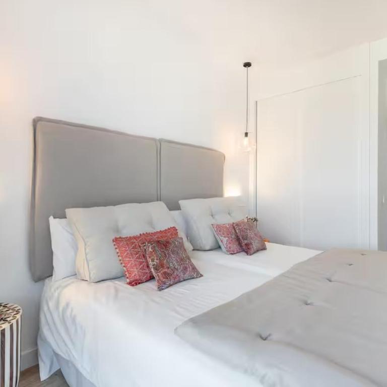 Malaga Skyline 7 Pool & Parking Free - Apartamento Deluxe de 3 dormitorios - 11