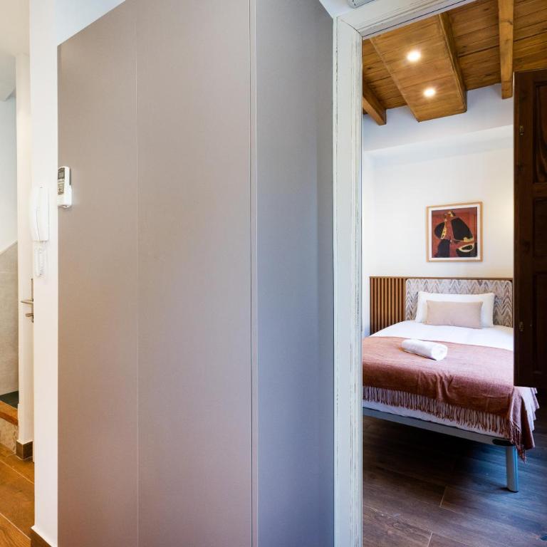 Estudio reformado en centro Granada - Apartment - Split Level - 19