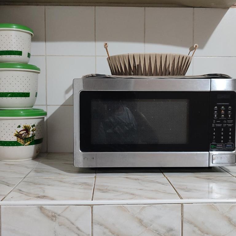 Dpto Amplio, TV75in, Cochera, Céntrico y BBQ - Apartamento de 2 dormitorios - 9