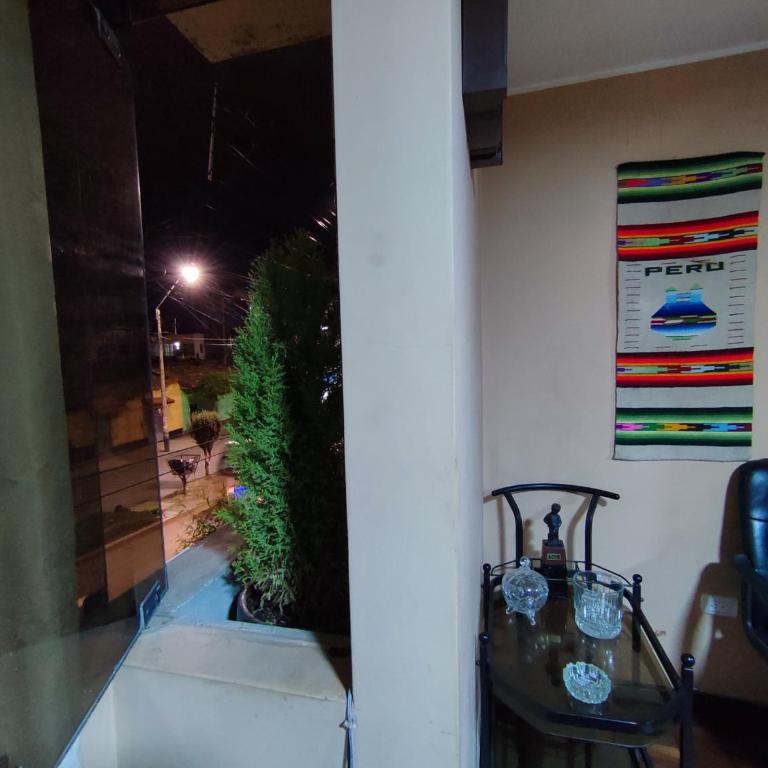 Dpto Amplio, TV75in, Cochera, Céntrico y BBQ - Apartamento de 2 dormitorios - 6