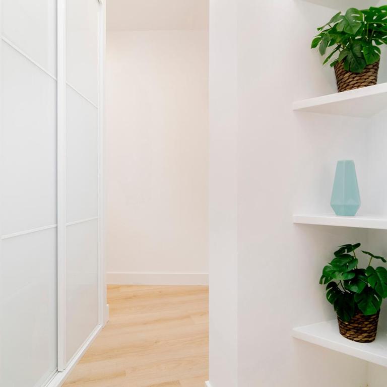 Elegancia junto al arte en Madrid - Two-Bedroom Apartment with Balcony - 37